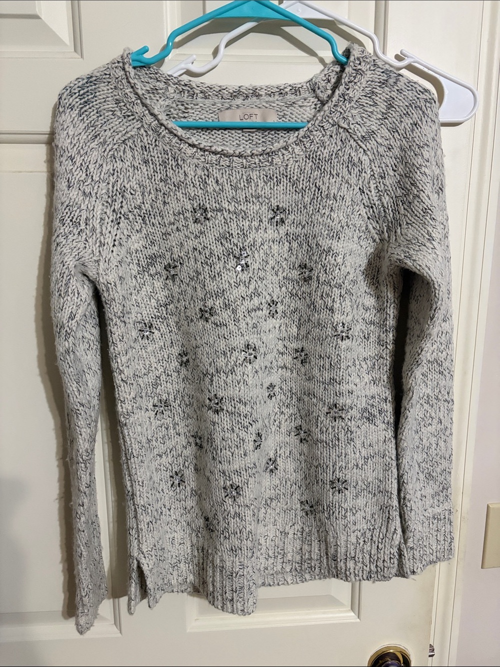 LOFT Cream and Gray Speckled Crewneck Sweater